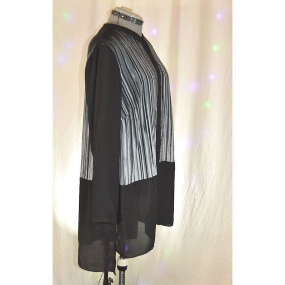 Cato Black/ White/ Gray Tunic Top size 18/20W - Picture 2 of 5